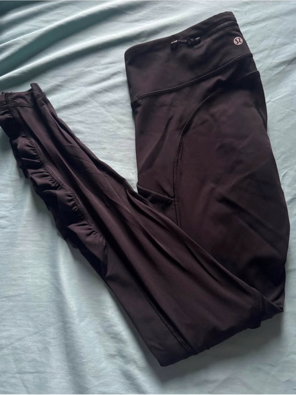 Bundle of two Lululemon leggings